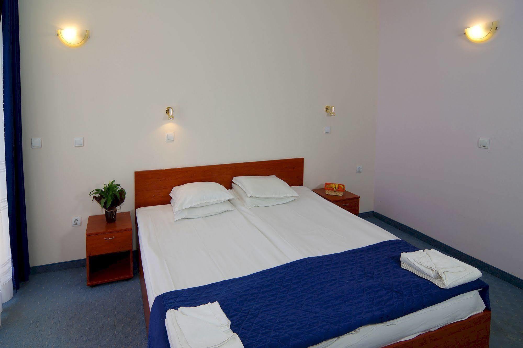 Royal Beach Hotel Sozopol Exterior photo