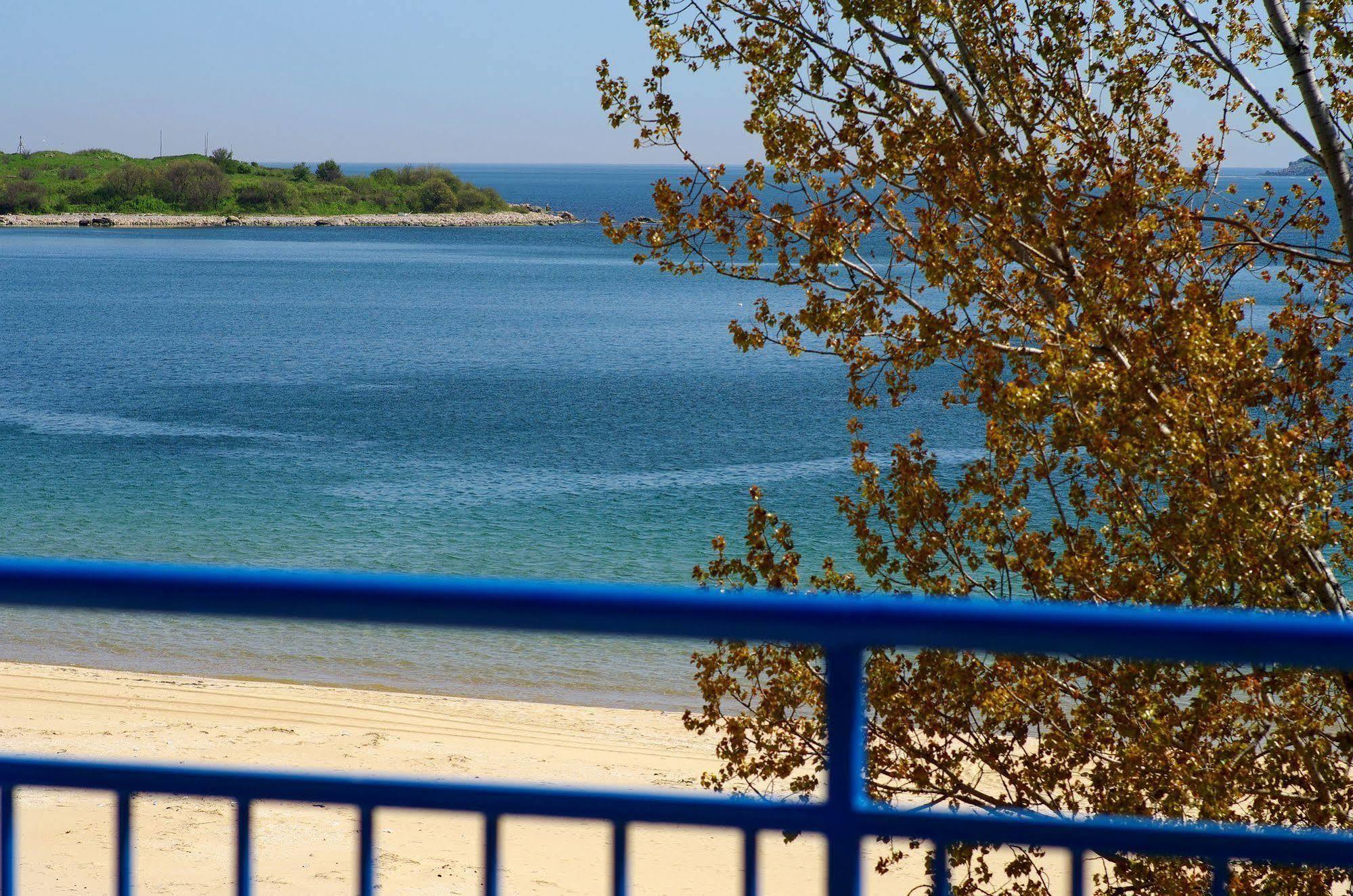 Royal Beach Hotel Sozopol Exterior photo